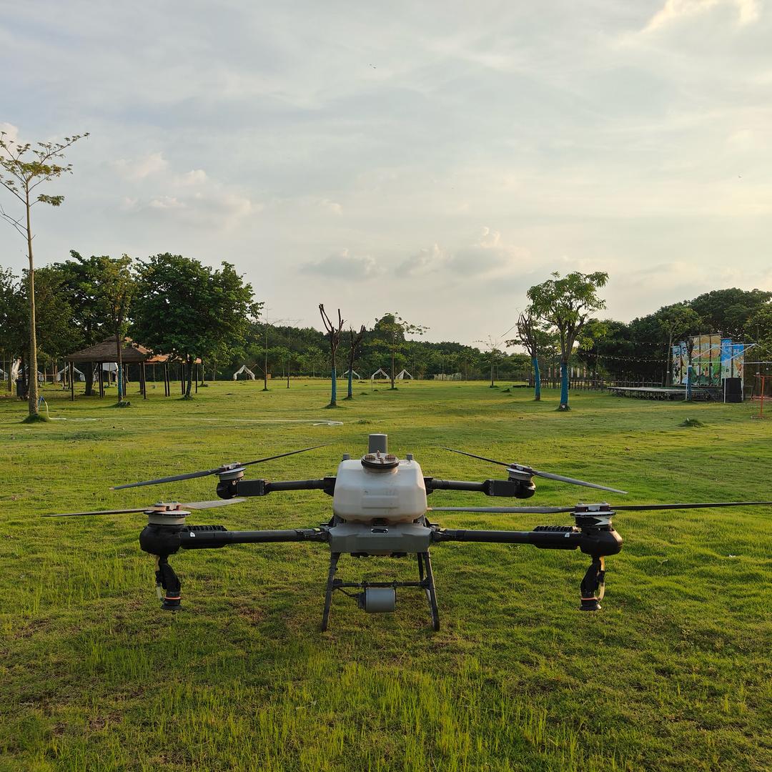 无人机无人机主题公园-阿翼