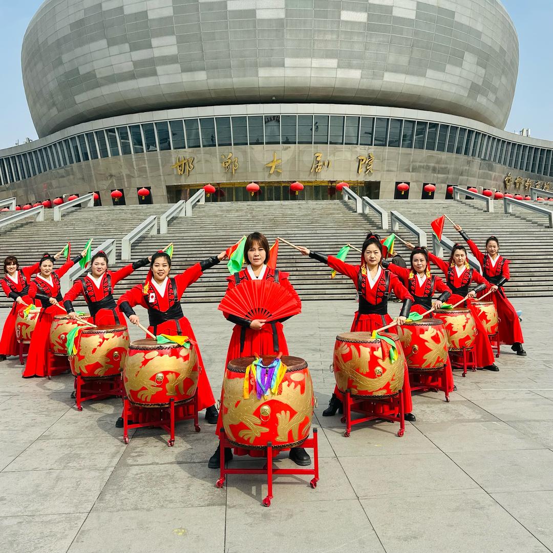 霸王花鼓舞队～静（团队招人）