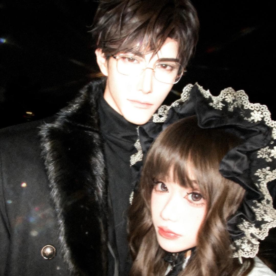 瓜瓜太萌被肘击