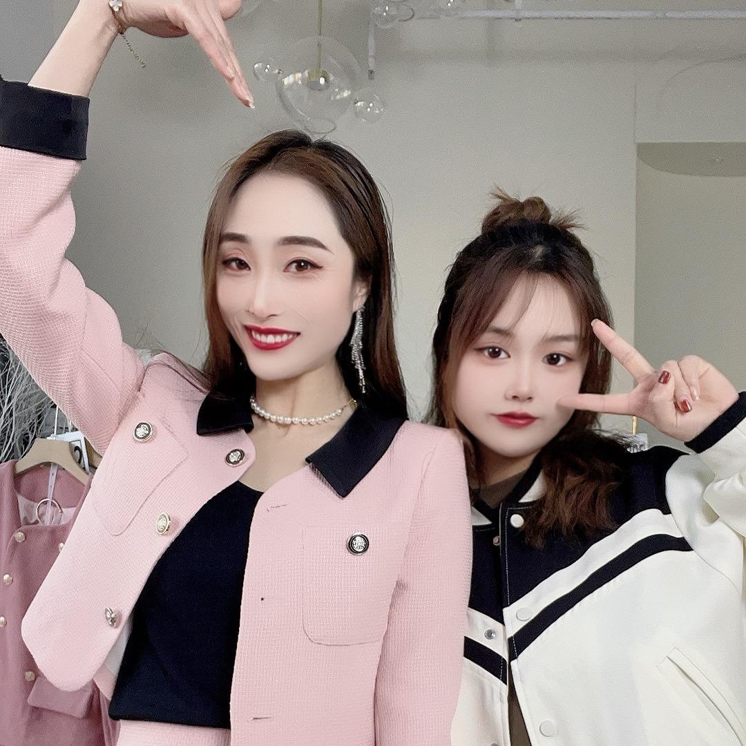 谜秀女装批发