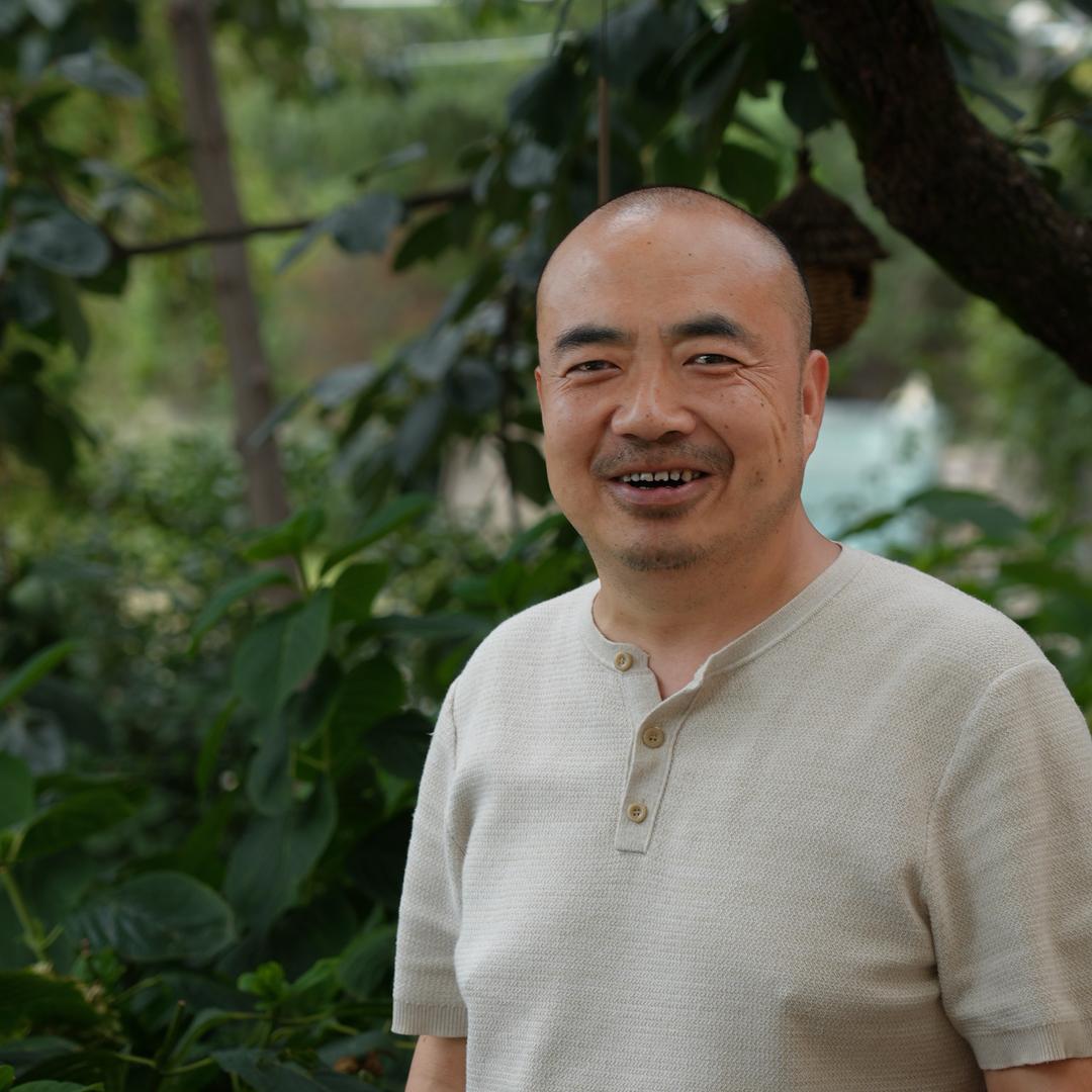 峪见鹏哥