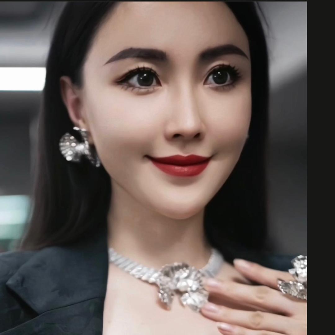 WINLADY高定女装孟韦彤