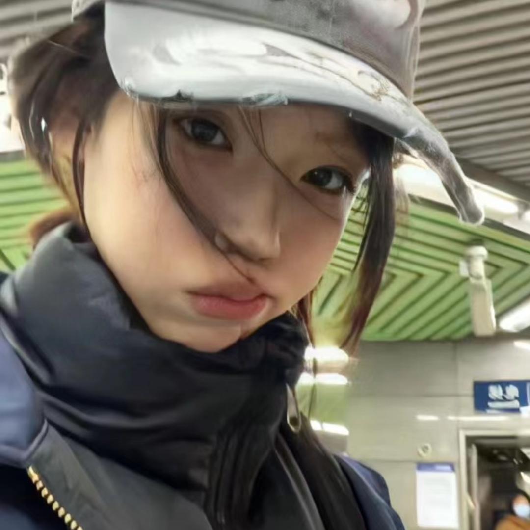 一只鱼^.