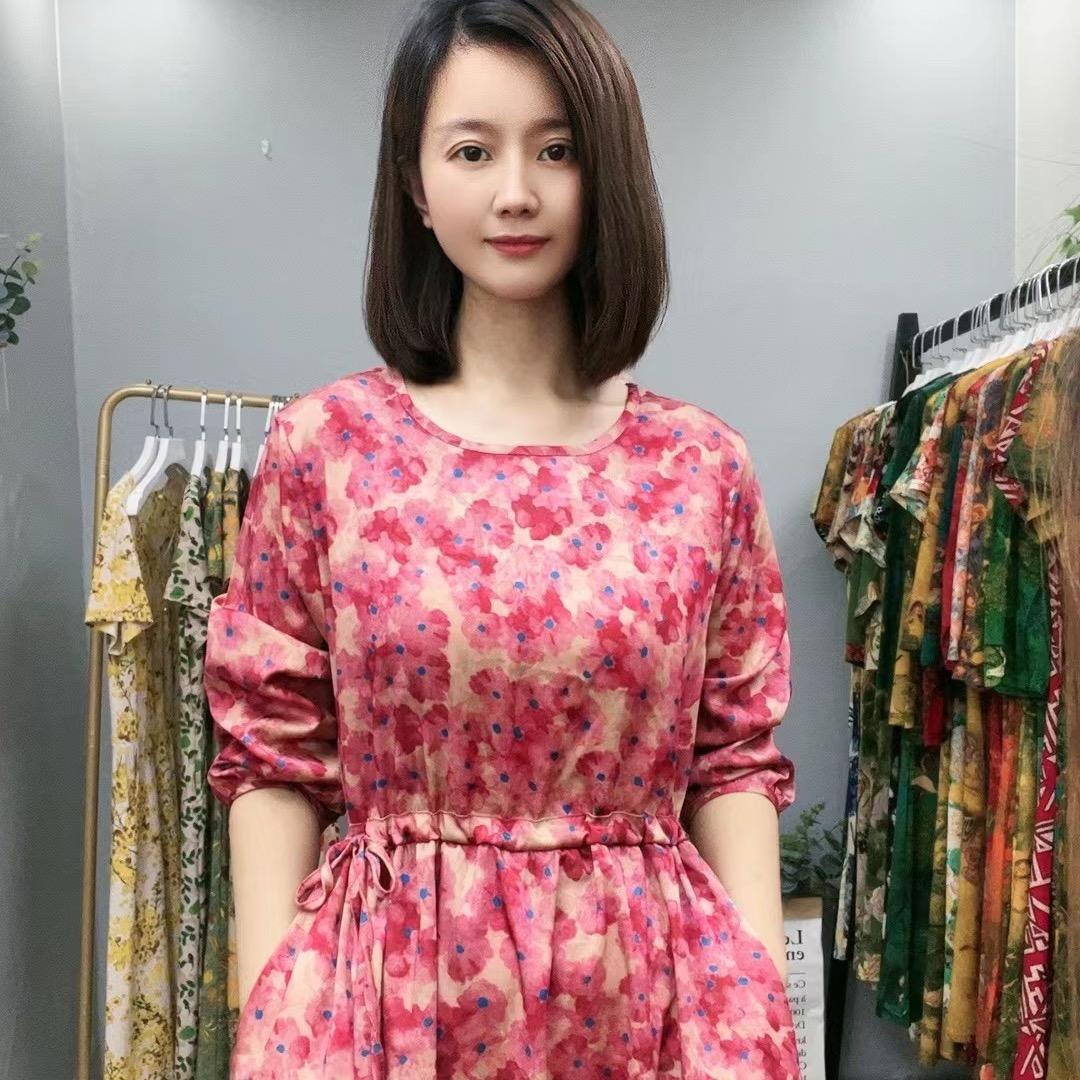钱多多女装工厂店