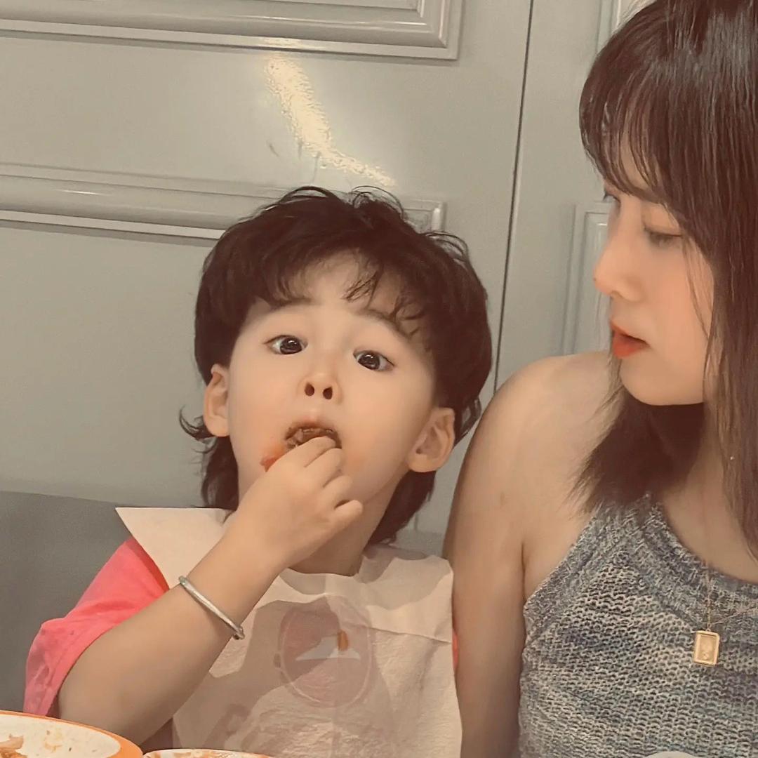 💋乡村里的一枝花