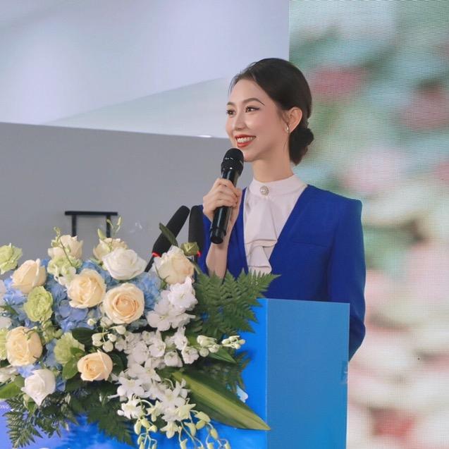 主持人谢晨儿