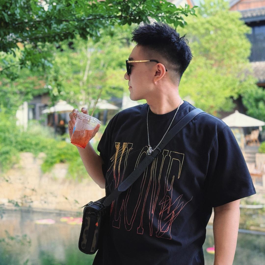 会飞的土拨鼠
