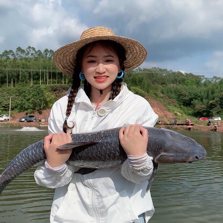 婷婷子爱钓鱼