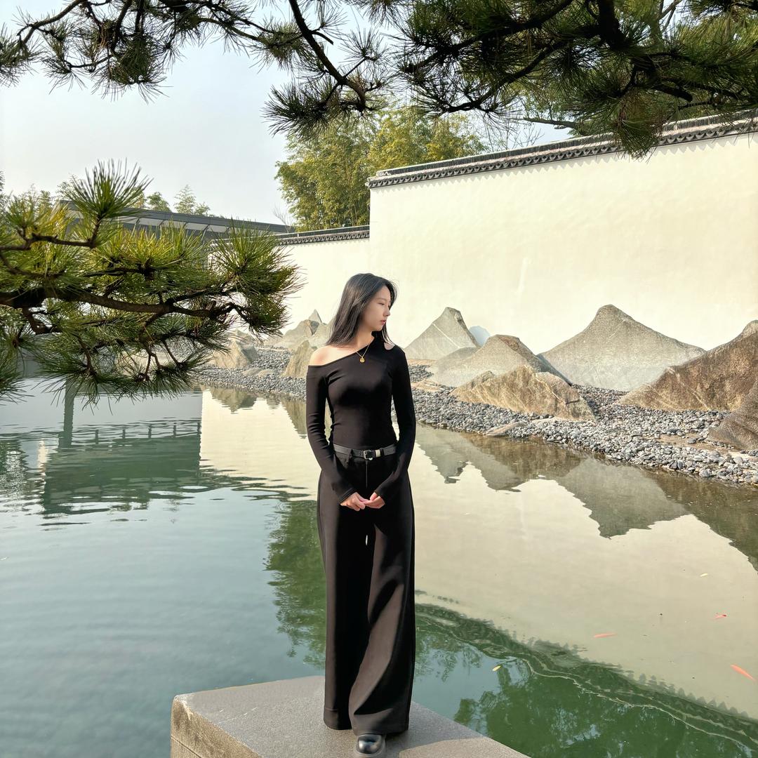 陳.