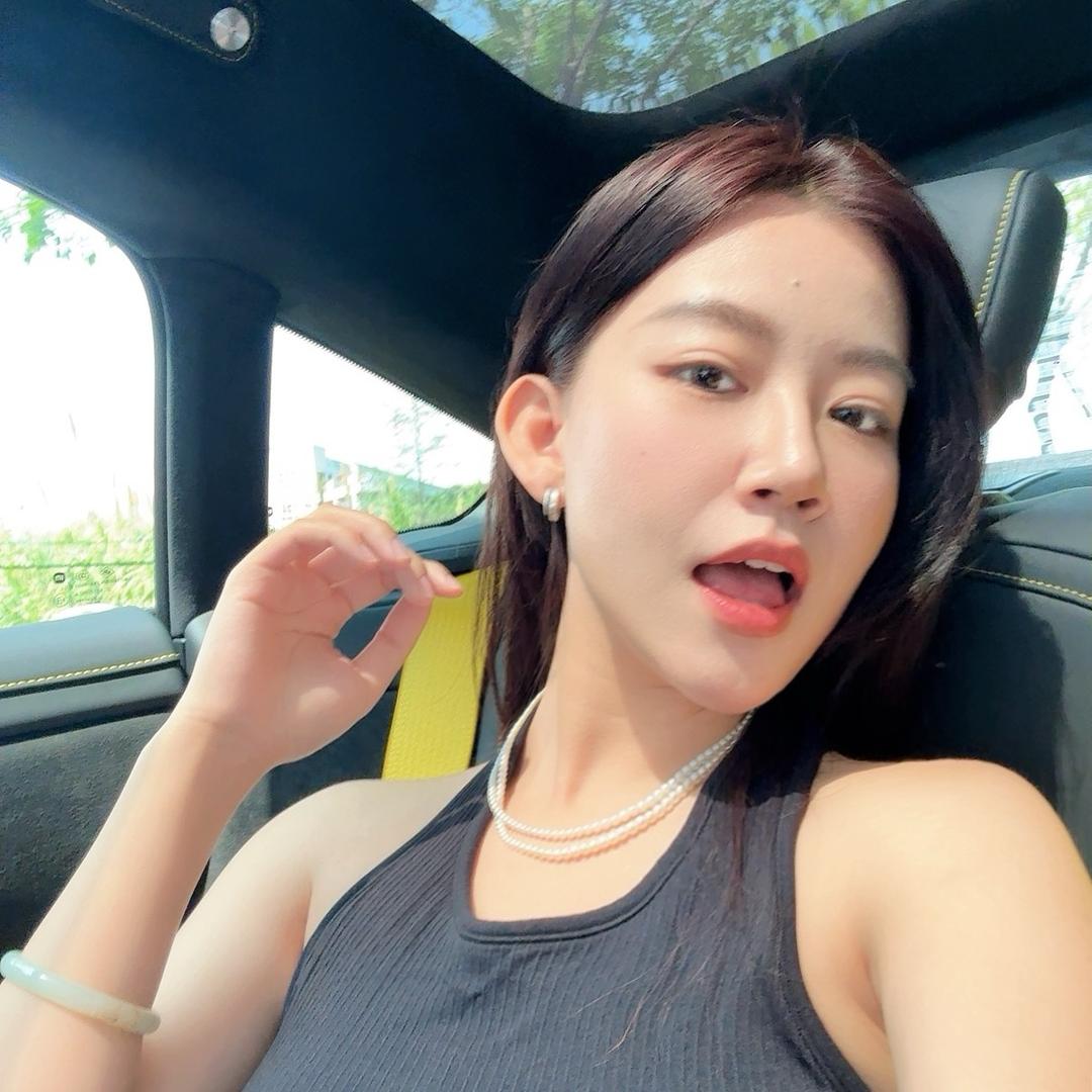 小脚丫Niki