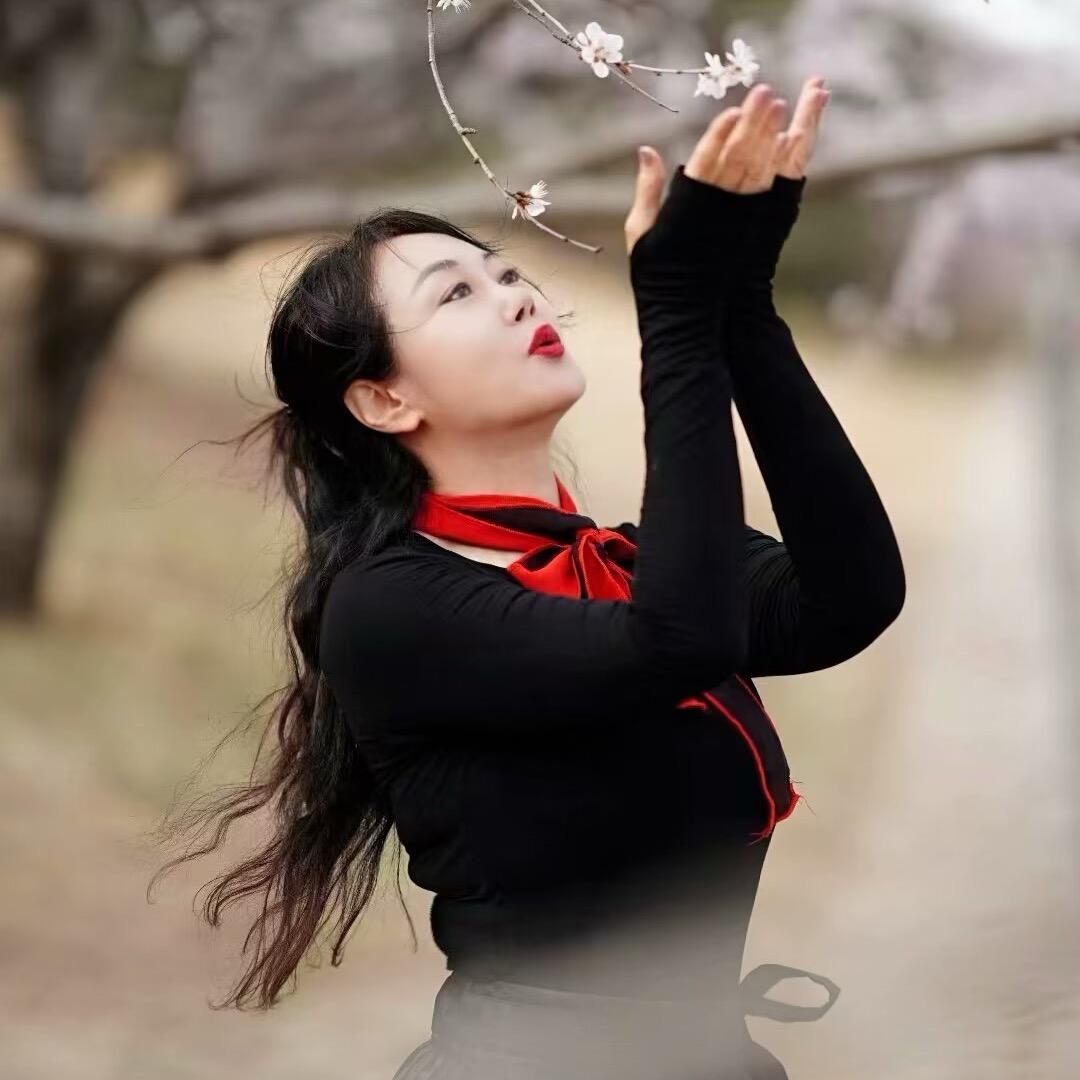 冰冰666🎶💃