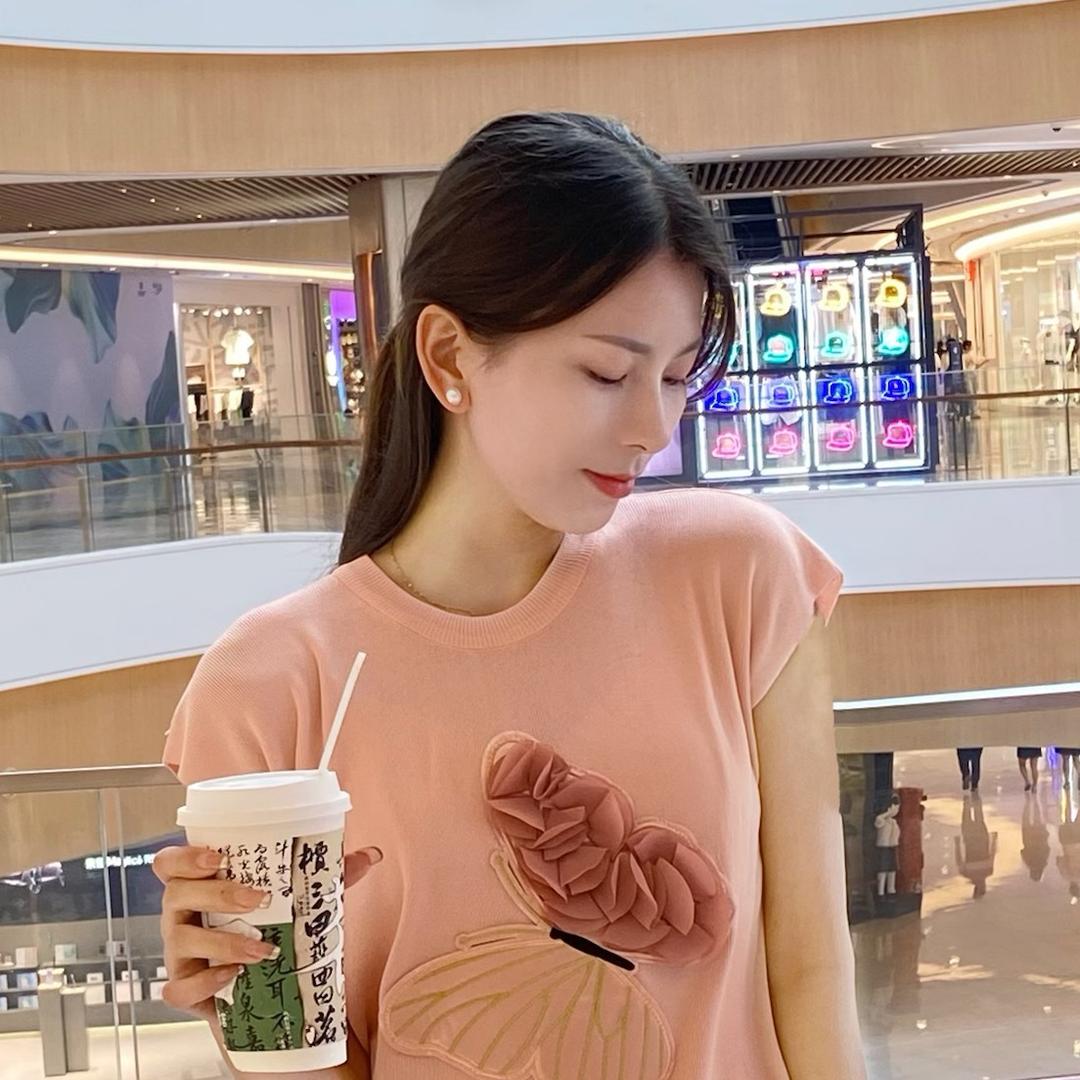 美树家绘绘（艾美莉服饰）