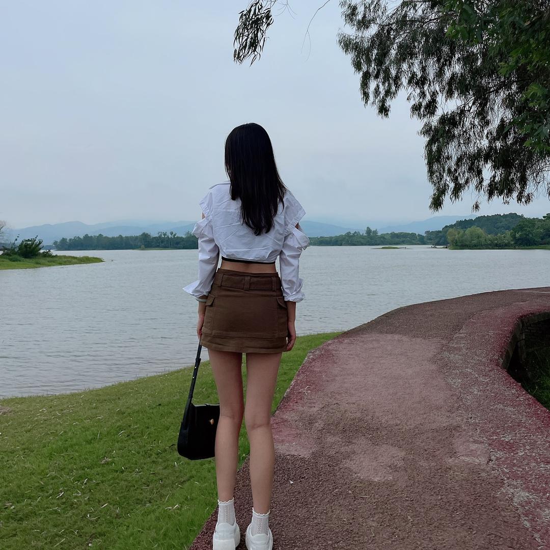 ღ 静静