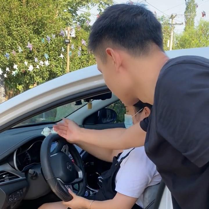 驾考殷教练