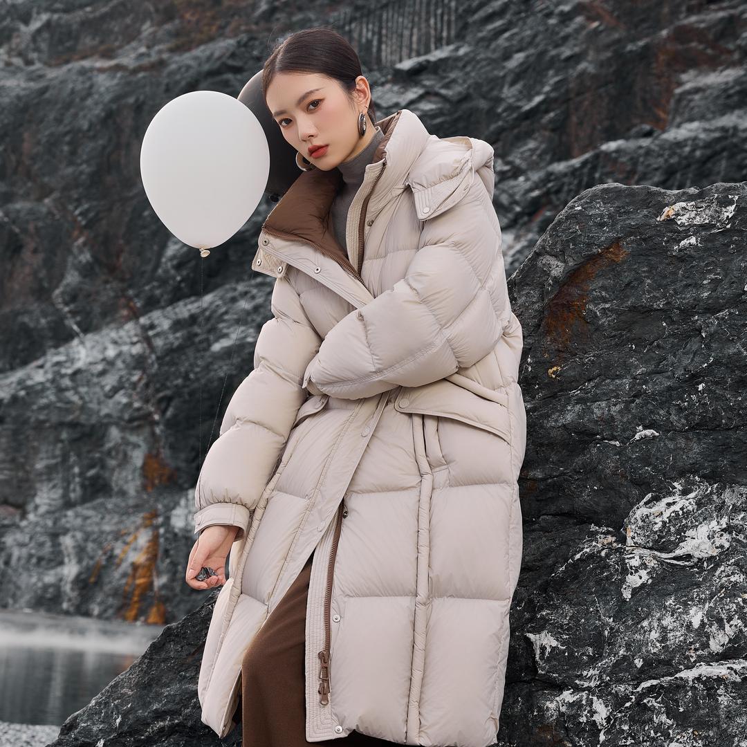 星羽潮绒羽绒服