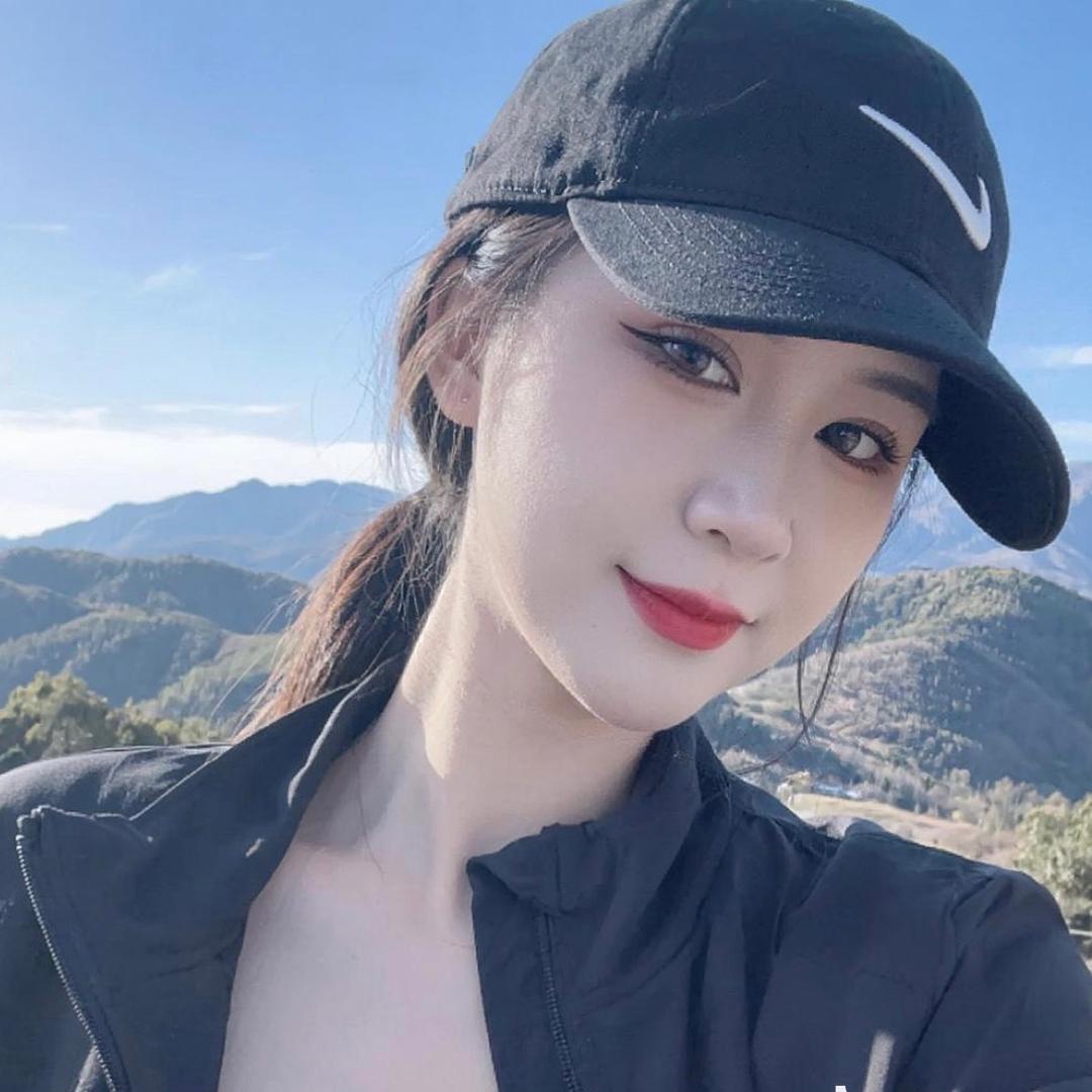 月亮睡了吗🌙