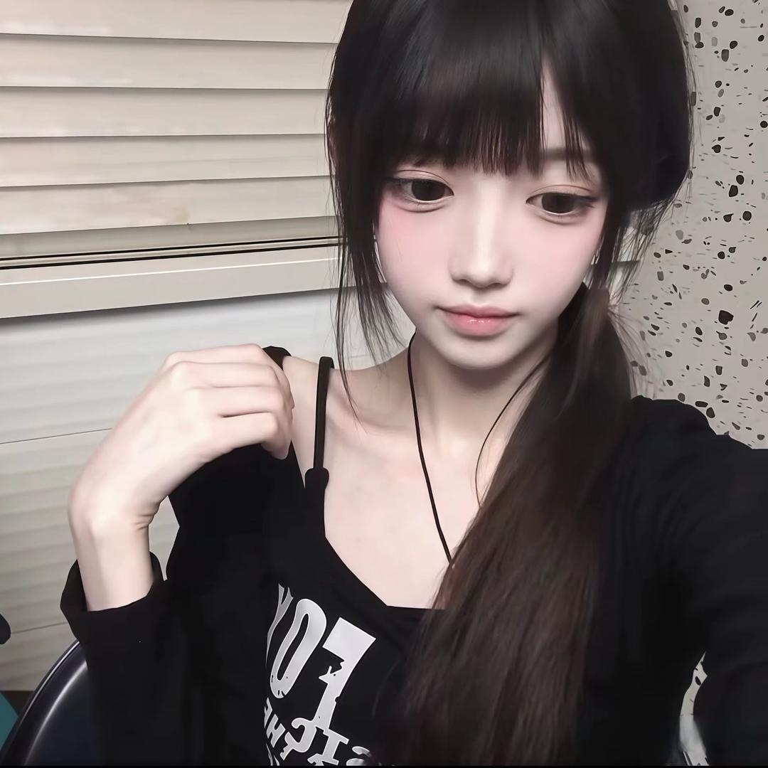 𝙁𝙧𝙤𝙬𝙣