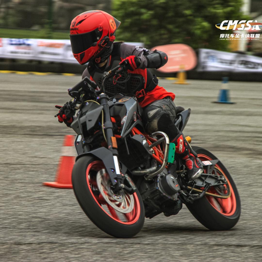 小美美『连云港极限摩托车公园』