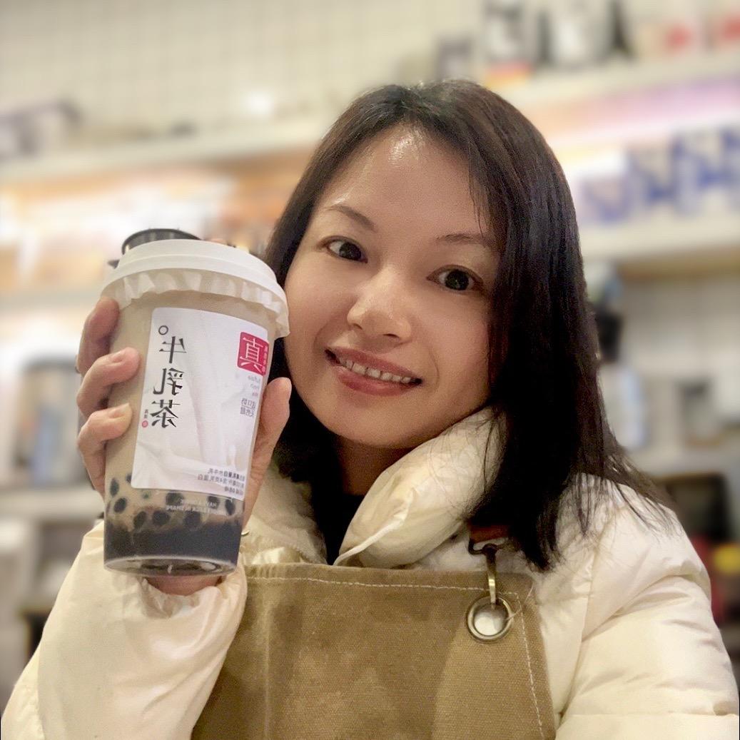 奶茶小薇
