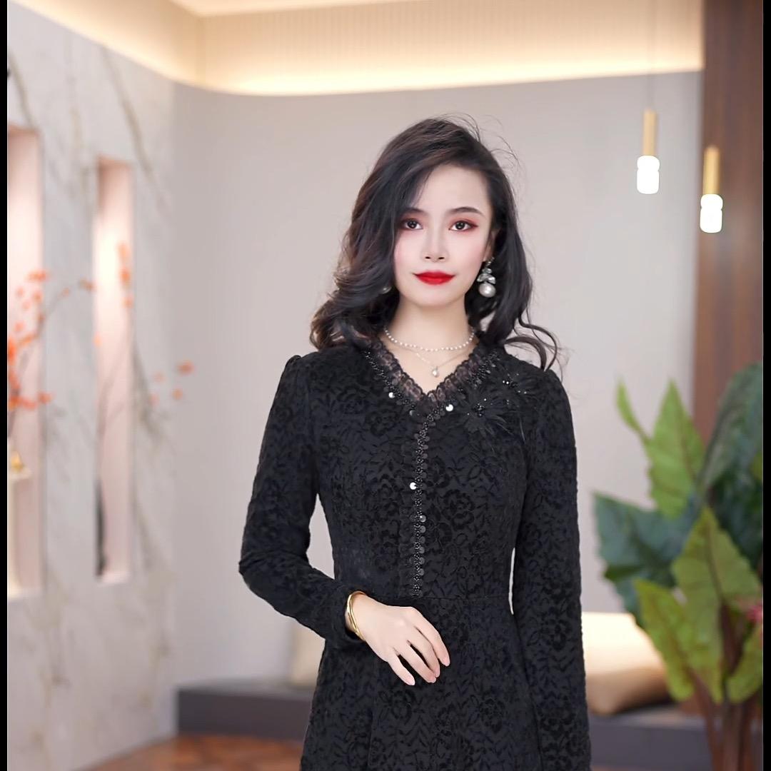 妍妍精品女装