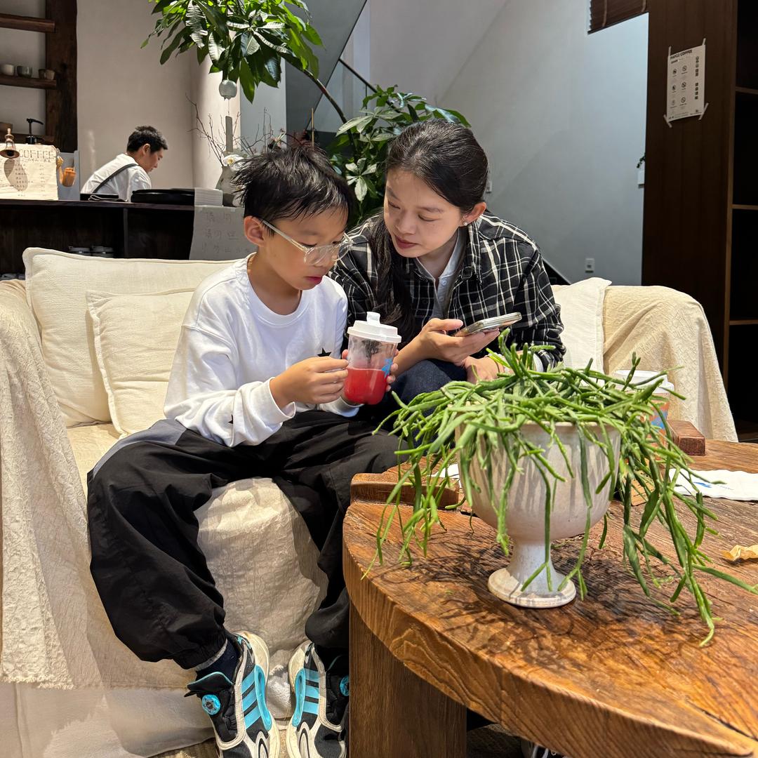 露子姐瑜伽服工厂店