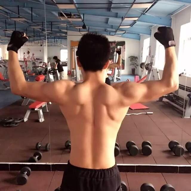 🐒 静宁 陈伟伟