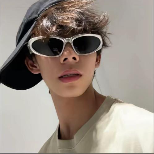 08.              🦟