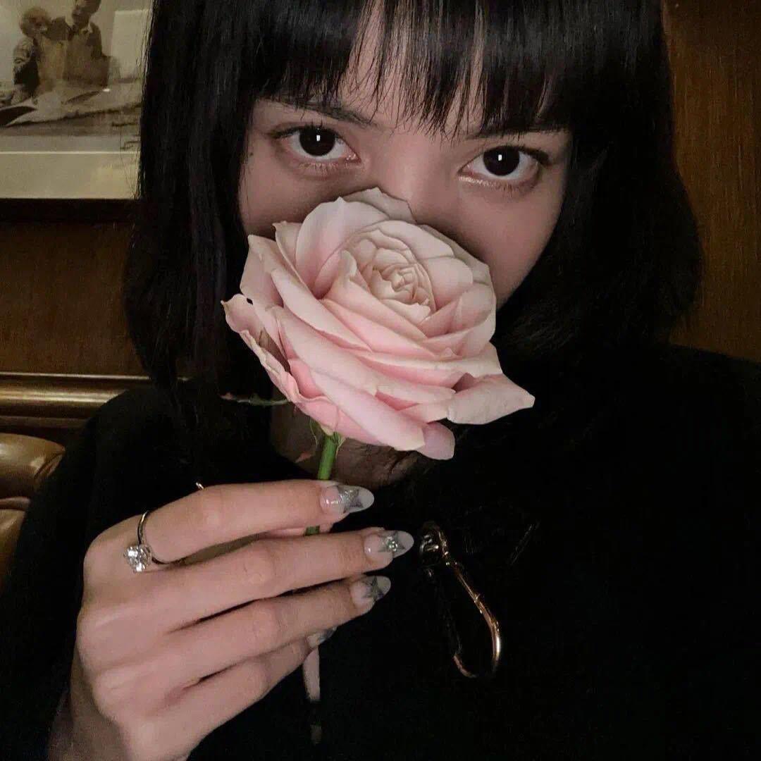 小瑶.