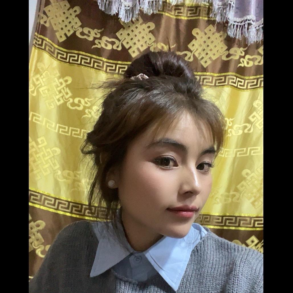 ໌ᮨ: ღ᭄一笑而过