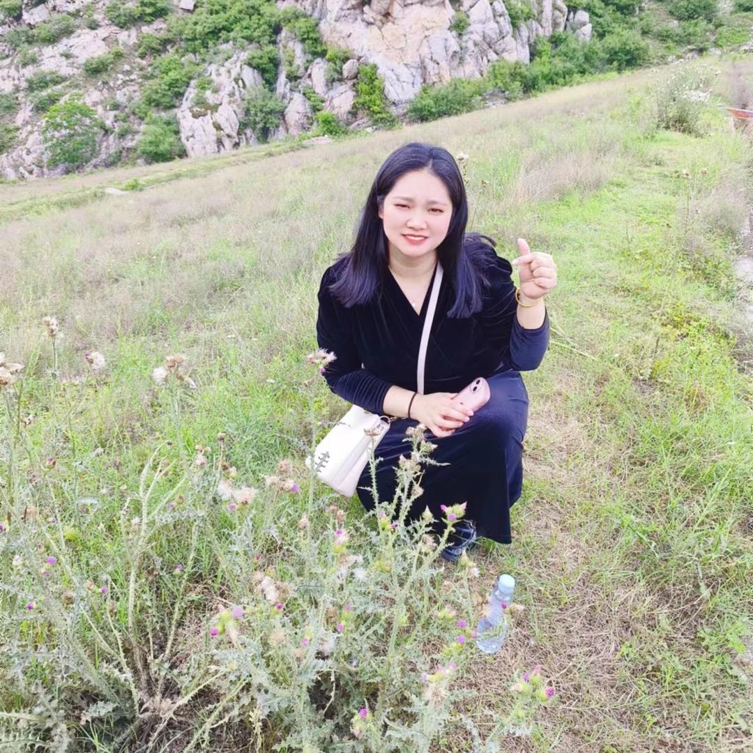 珠宝小姐姐-鸽子