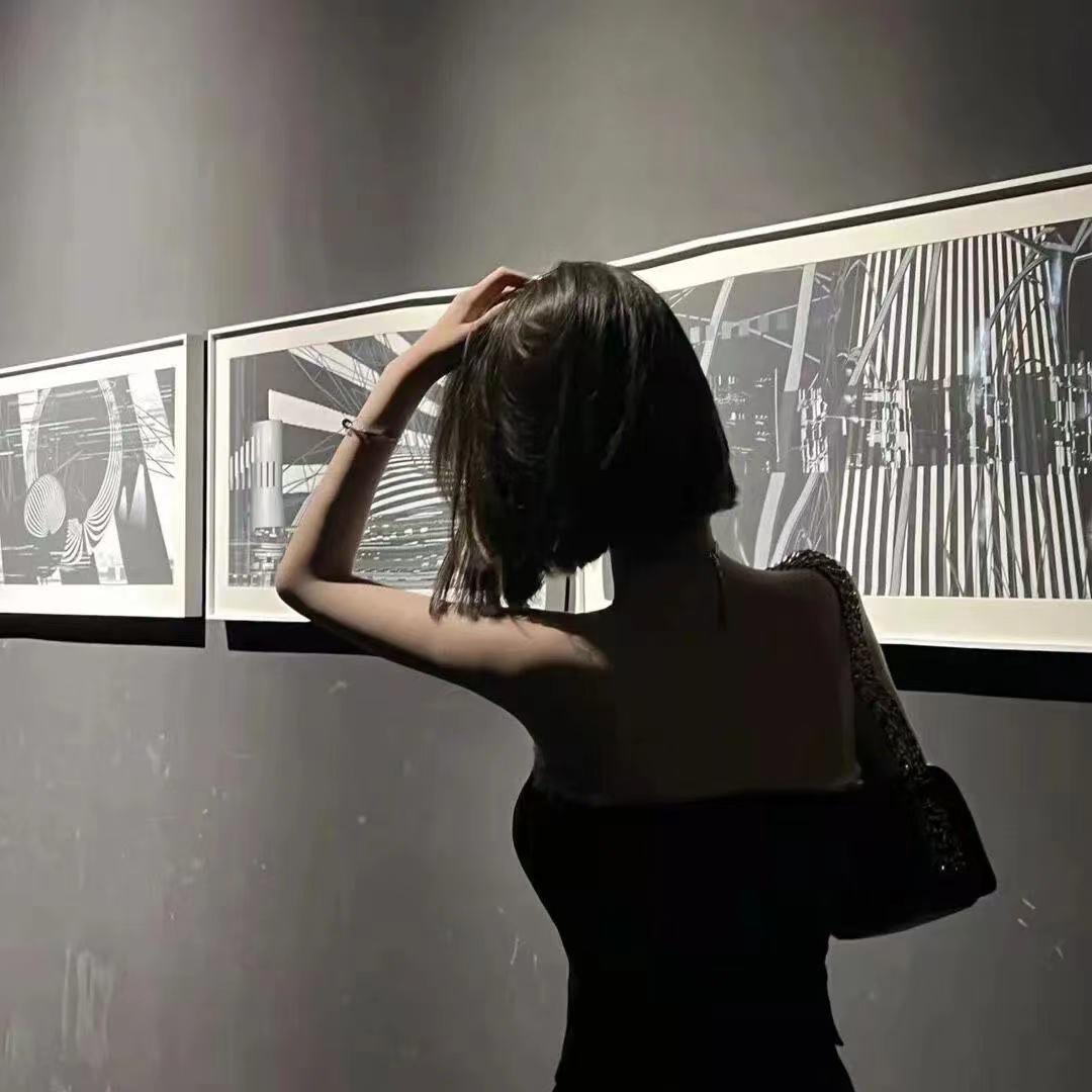 杨小杨.