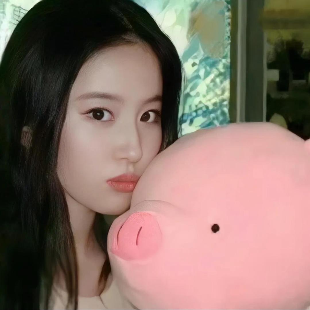 小美今天穿什么