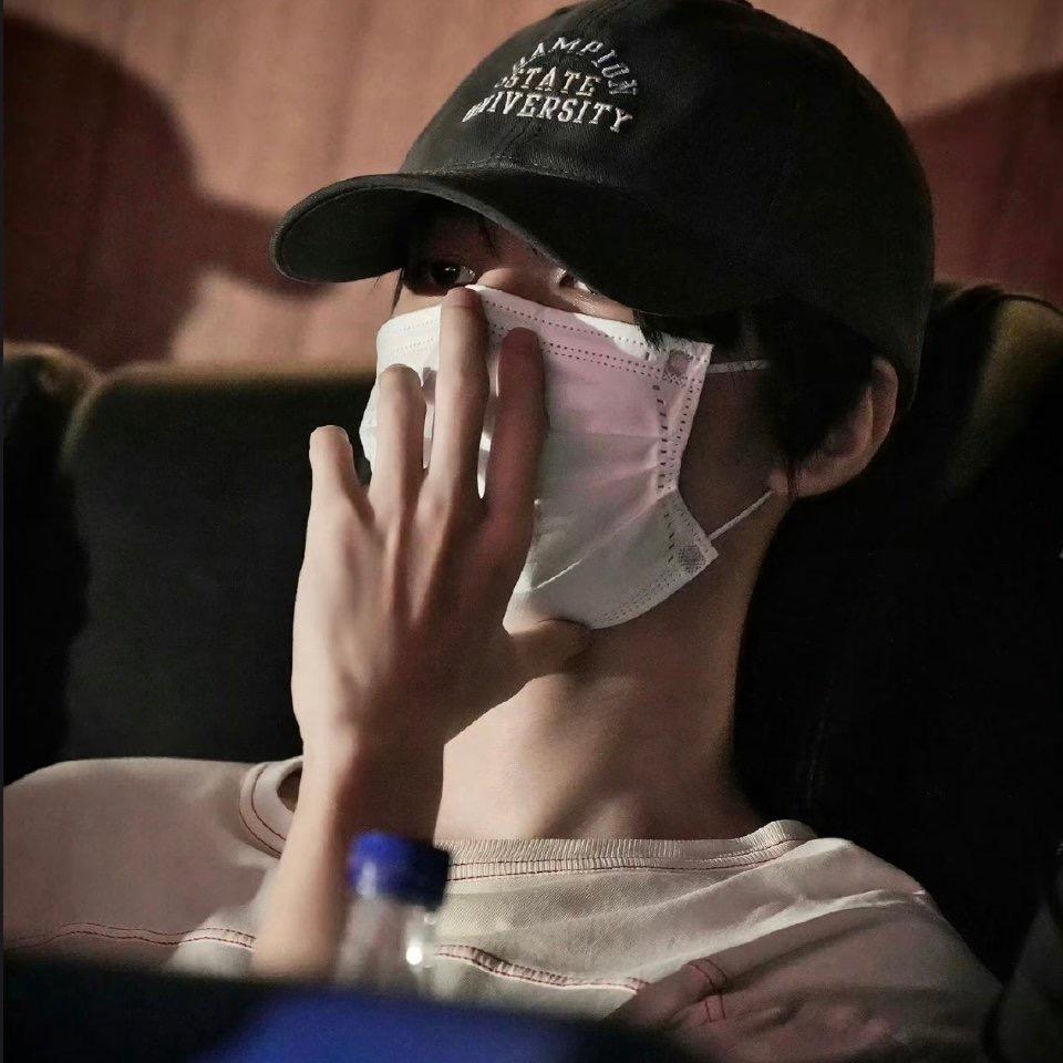 祝雨时. ₍˄·͈༝·͈˄₎ ༘