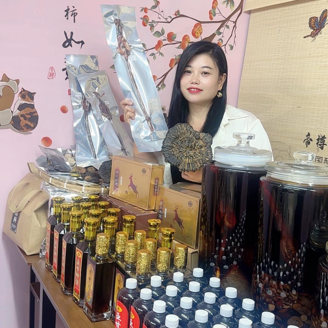 玲玲