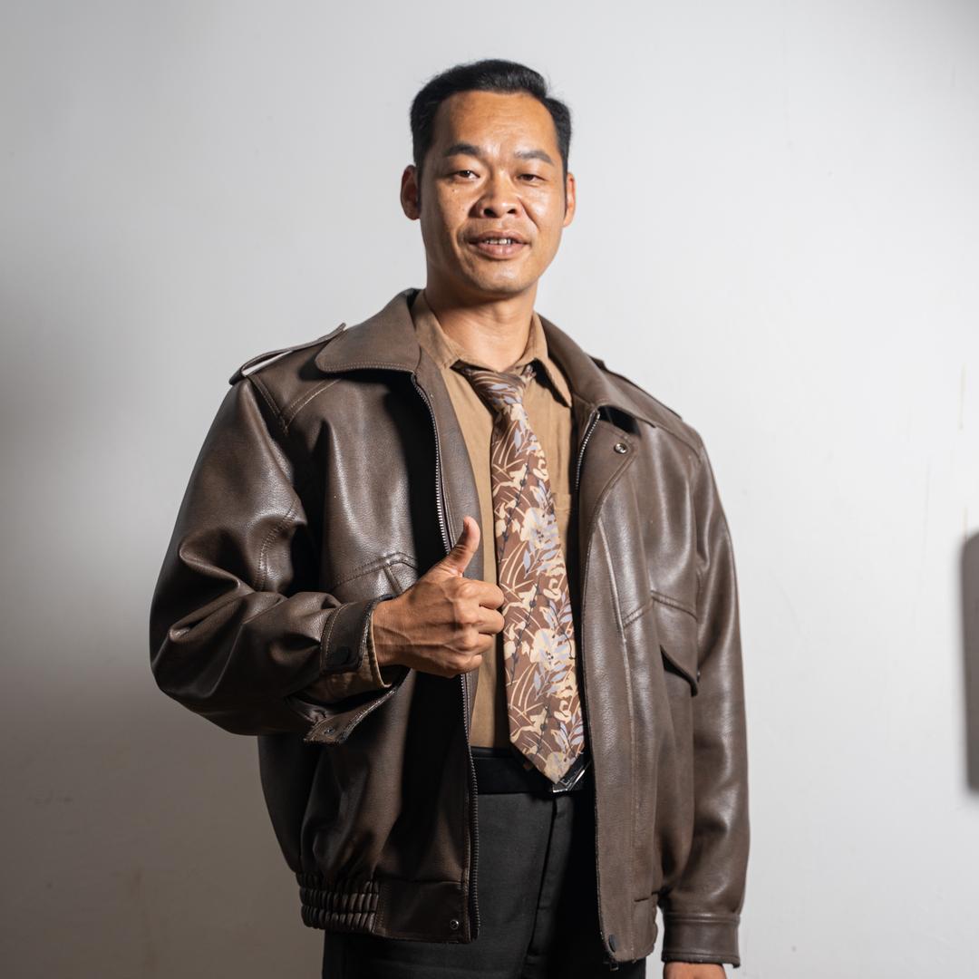 铁三匠·贰两酒馆（火砖烤鸡）
