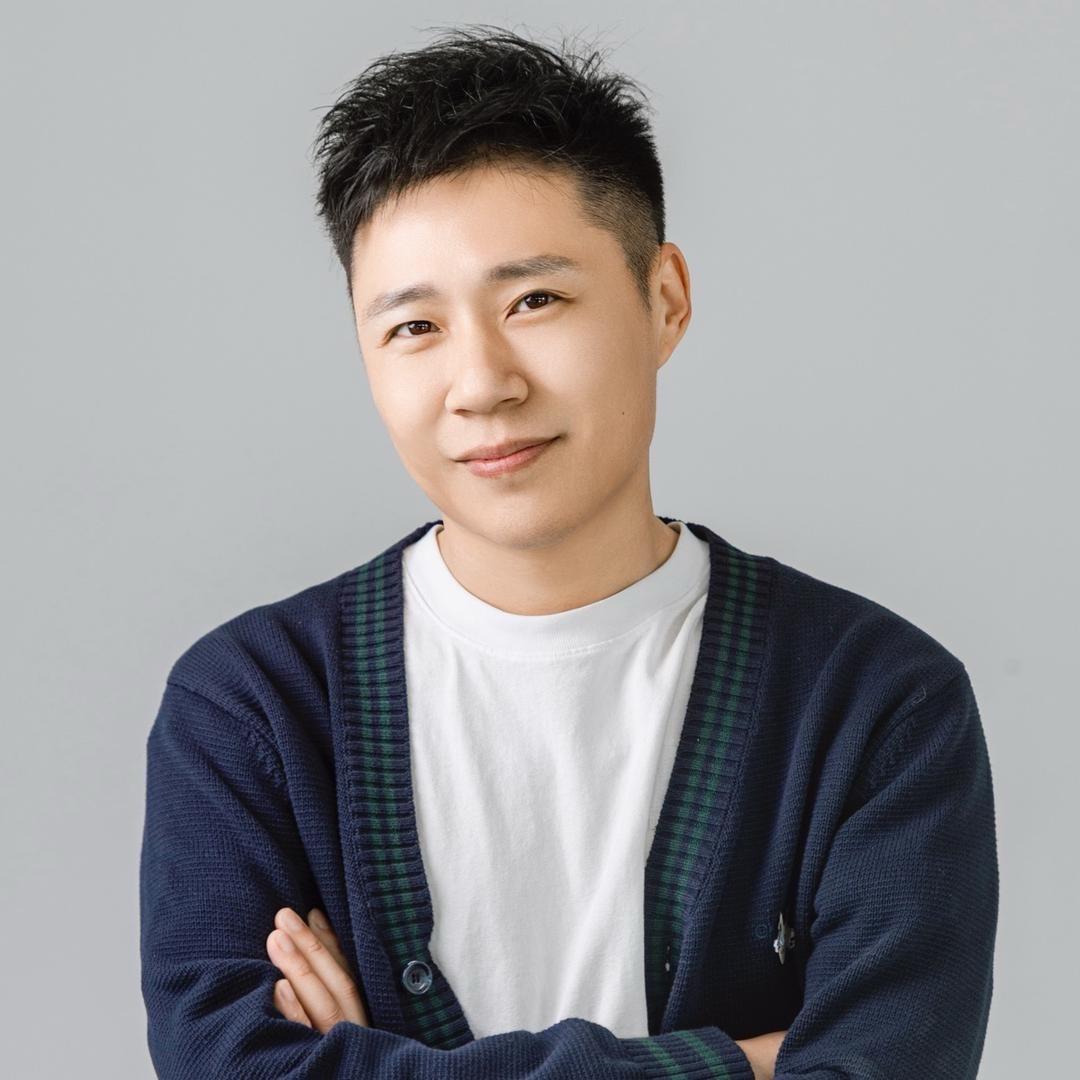 顶峯豪宅-差一点先生