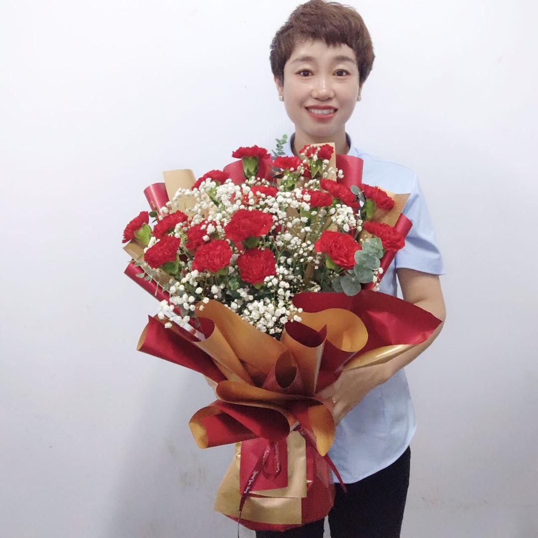 小燕子17535986221