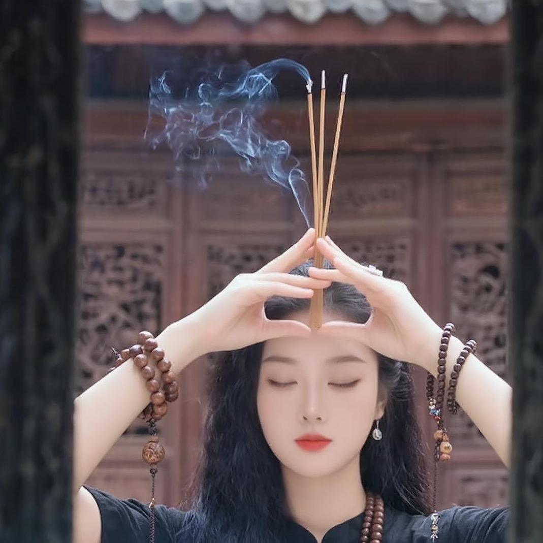 妞@妞