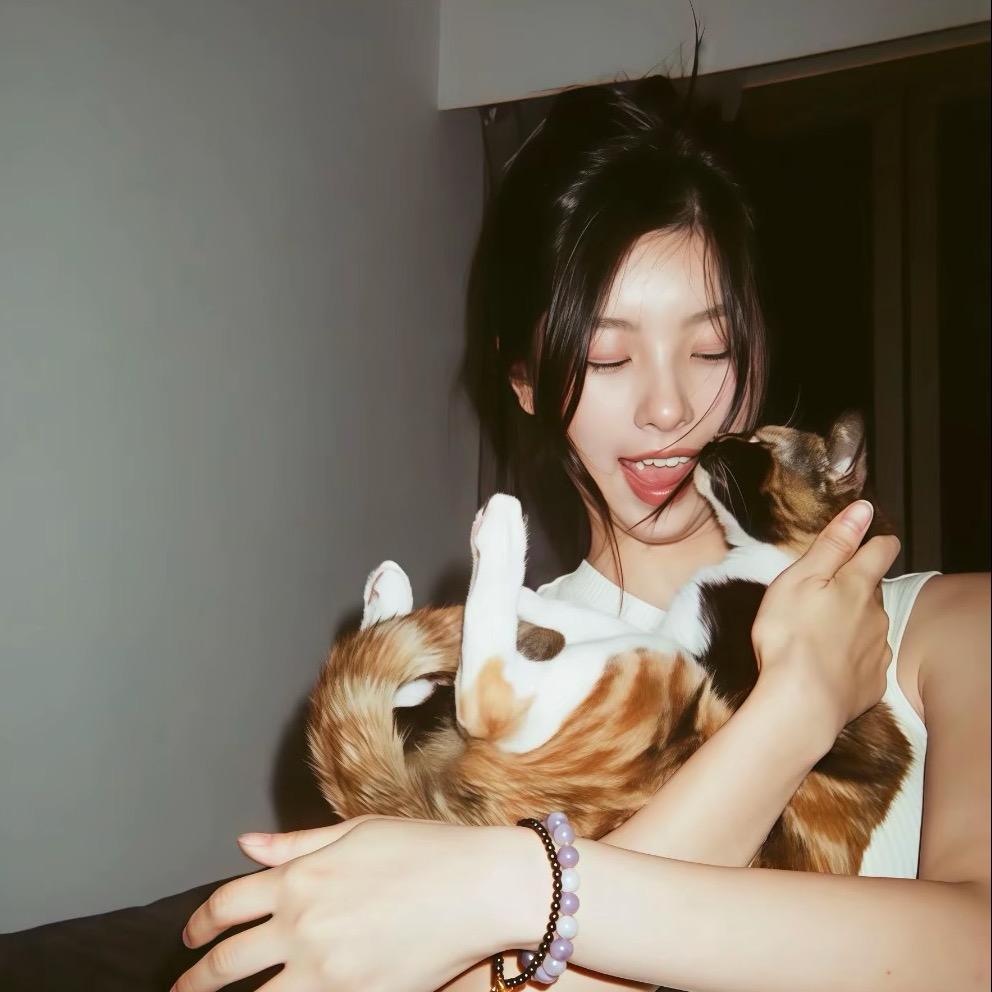 @该睡了、