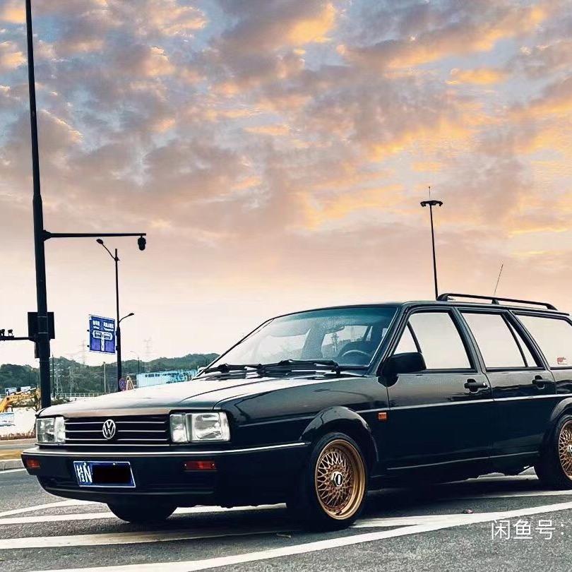 你可以叫我小陈咯