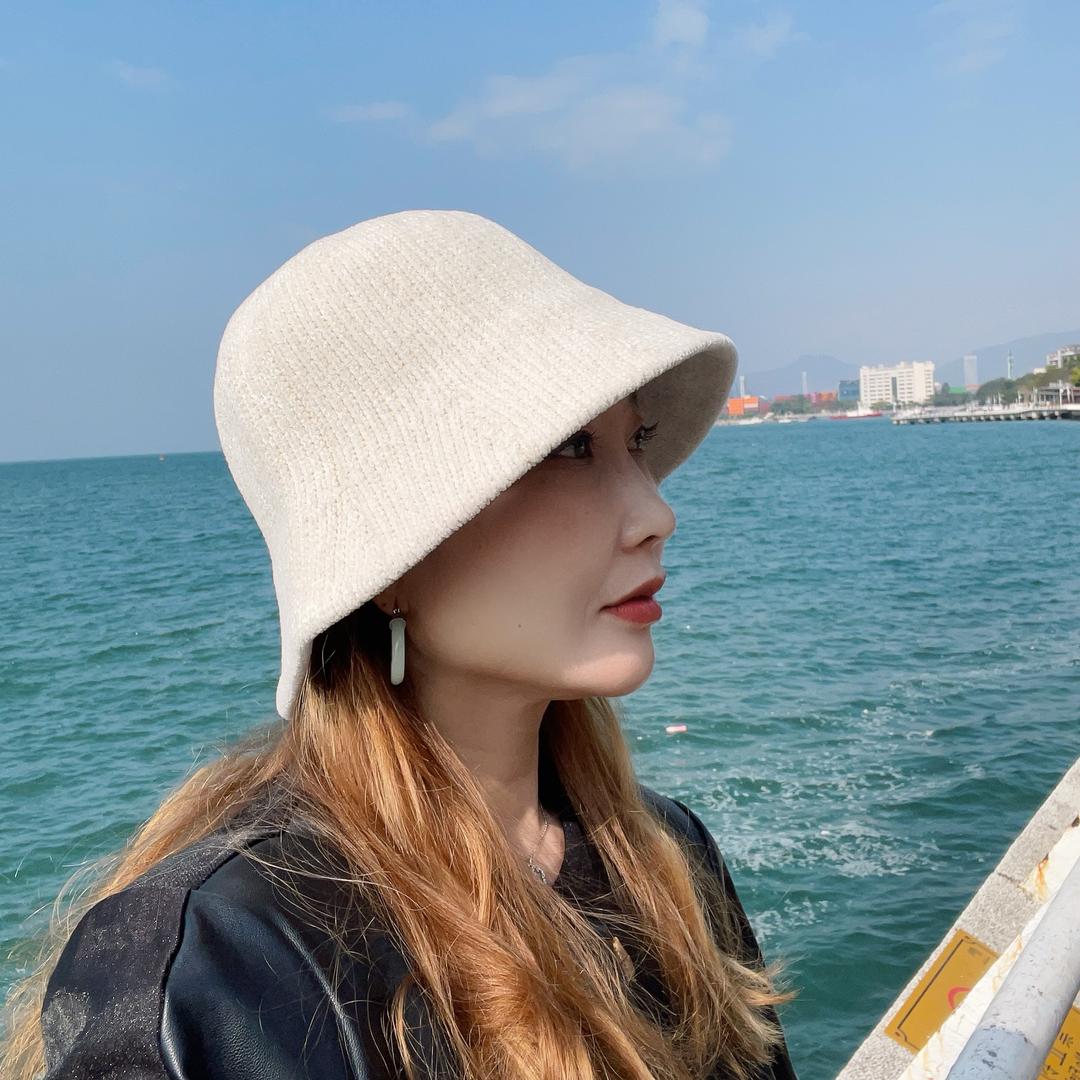 @鑫鑫女装穿搭（小号首播）