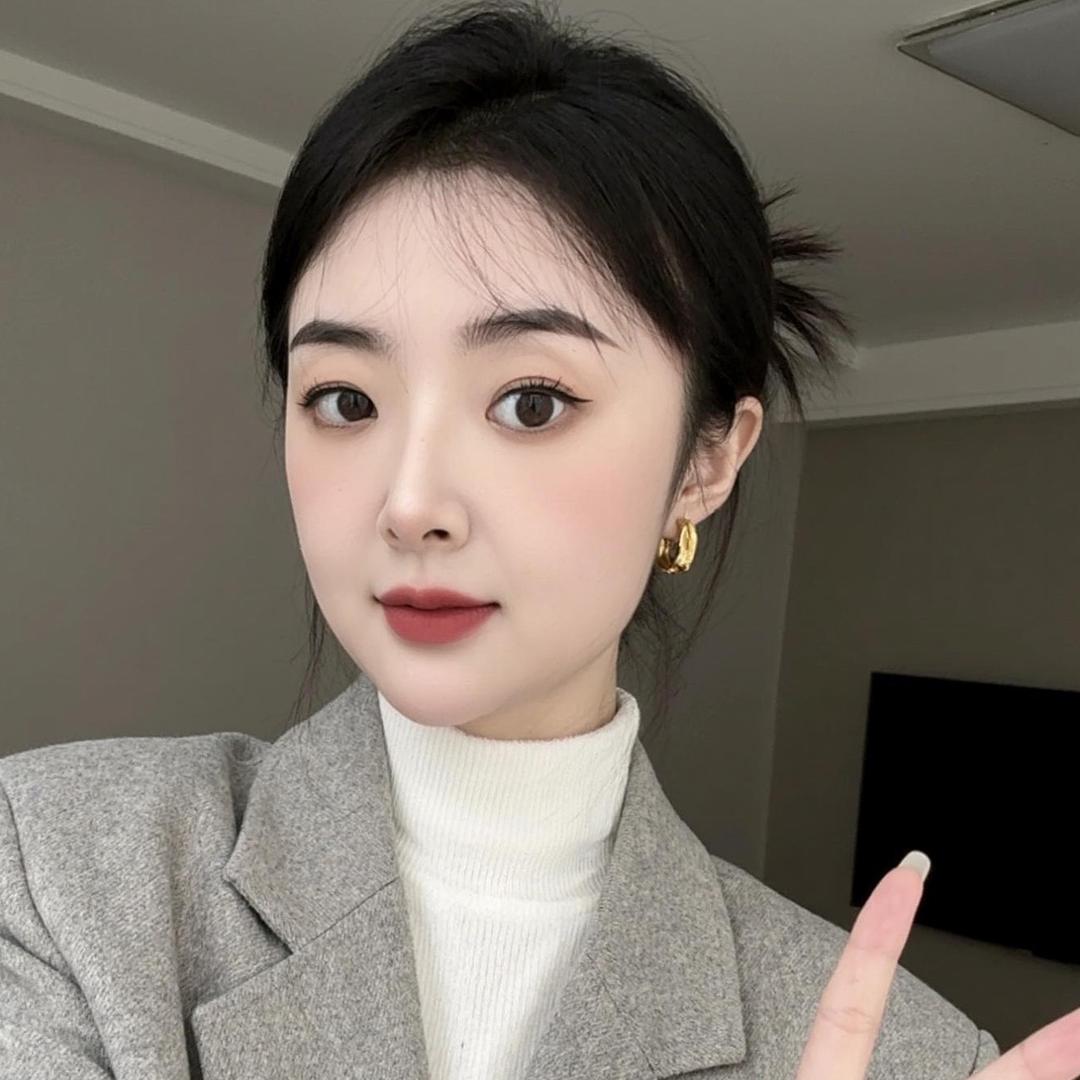 巴中精品房小李