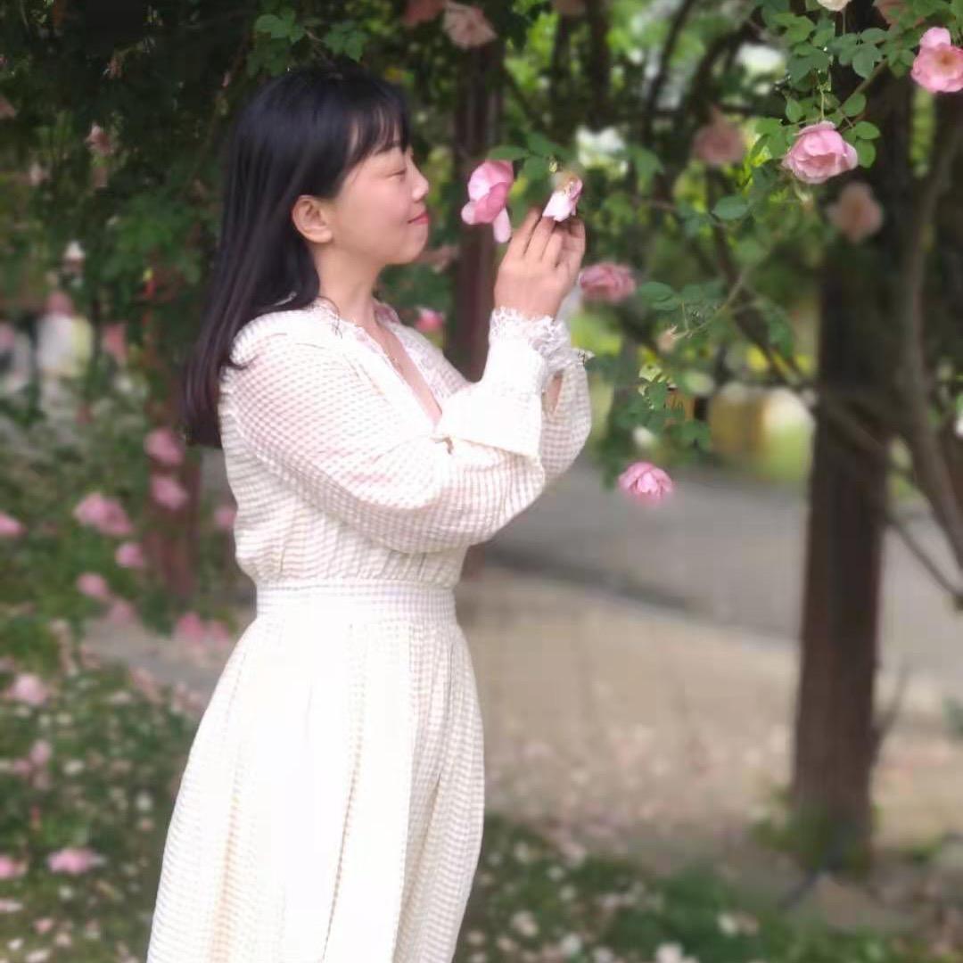 杨斐