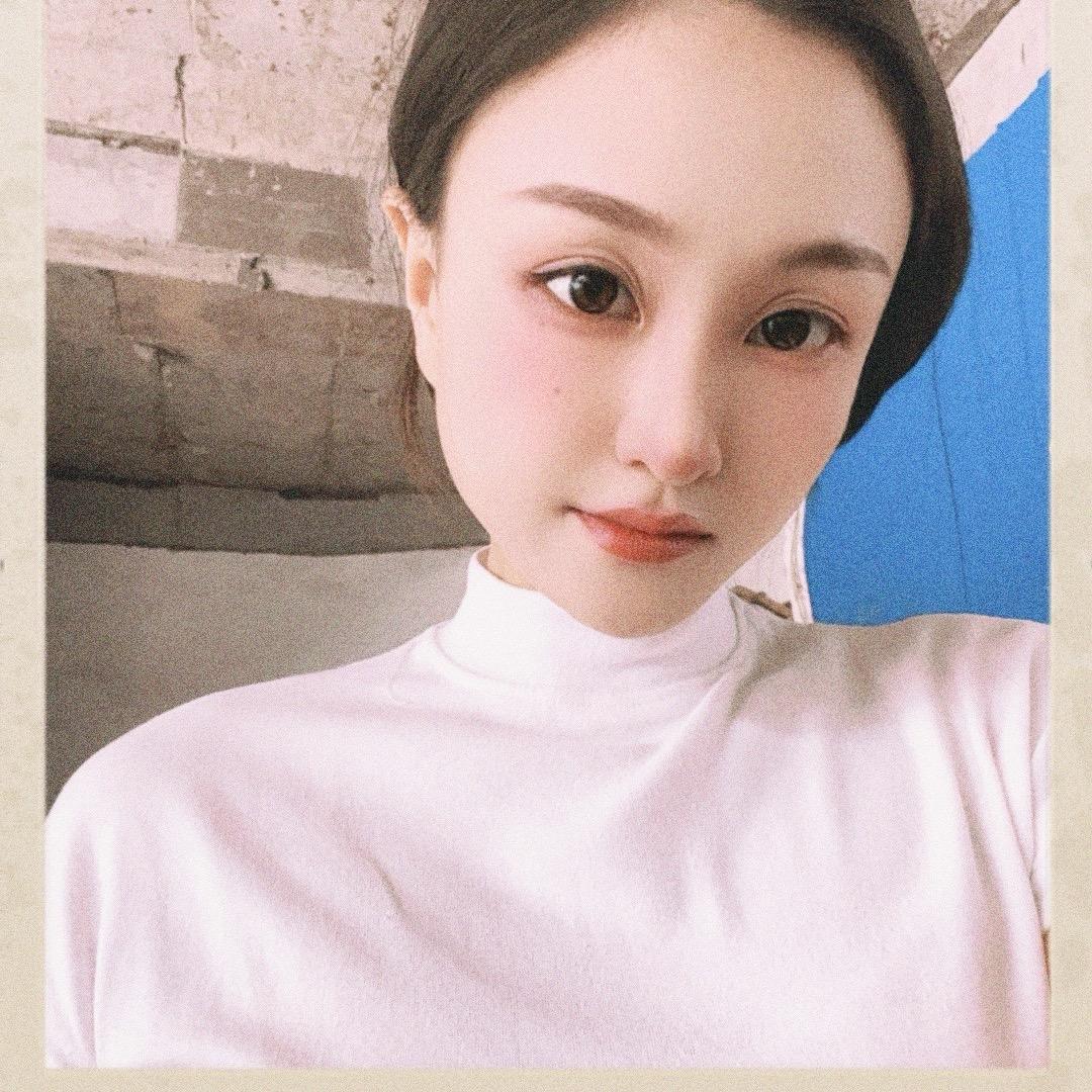 H倩_