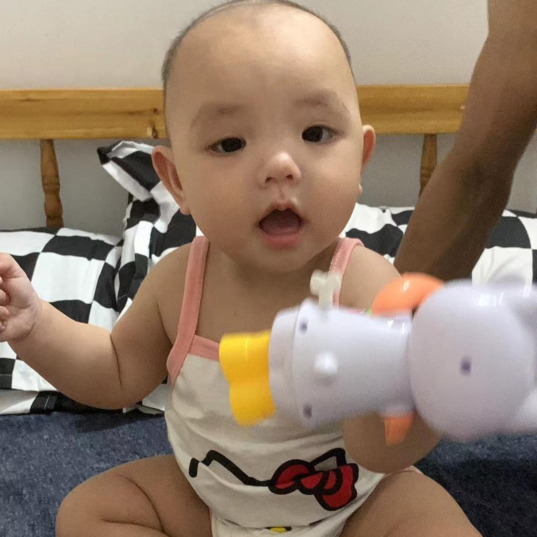 蓝婧怡