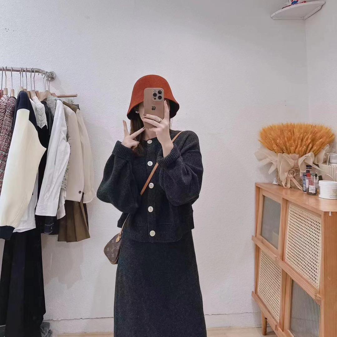 萧山桃喜女装店