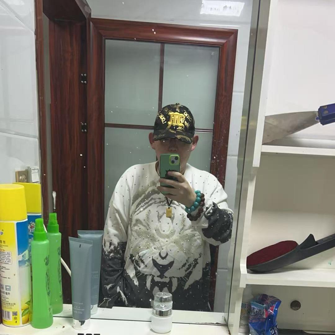 嗨，小妞站住别跑。