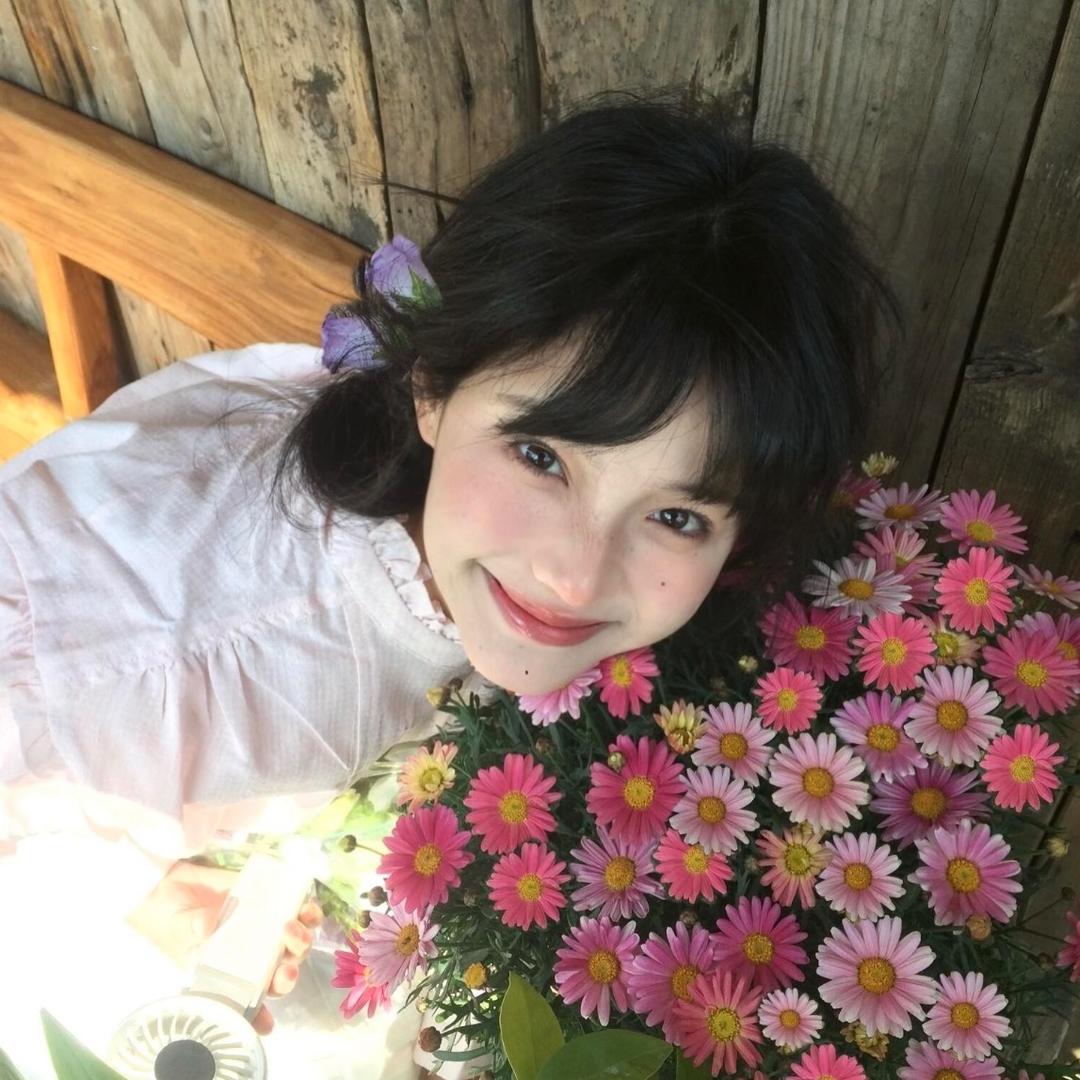 -瑶妹是一只猫-