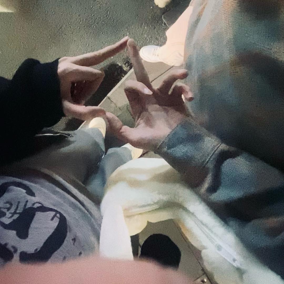爱恰香菜.