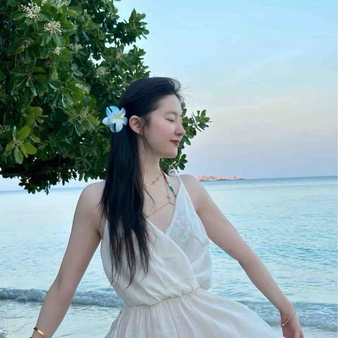 永远明媚～